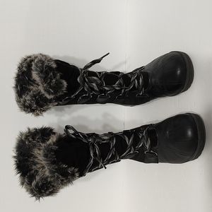 Black Leather & Faux Suede Rugged Outback Winter Boots w/ Faux Fur Lining sz 6 B